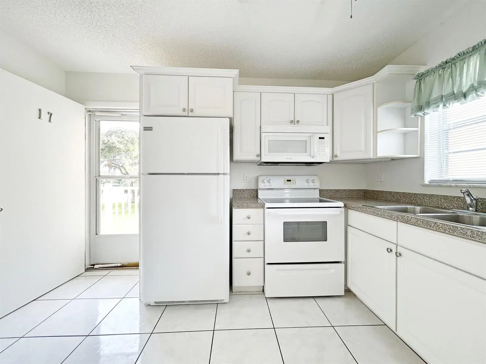 5400 Jimmy Buffett Mem Highway, Indian River Shores FL 32963