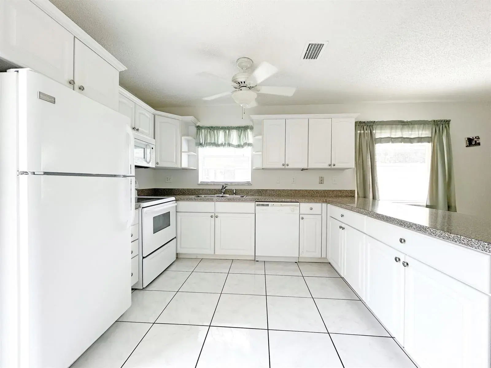 5400 Jimmy Buffett Mem Highway, Indian River Shores FL 32963