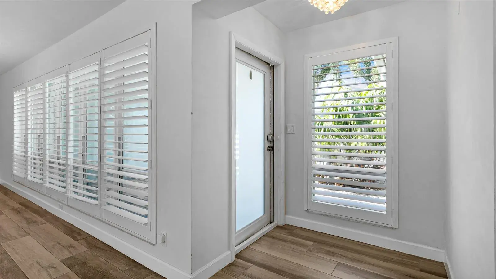 5830 NE 21ST Avenue, Fort Lauderdale FL 33308