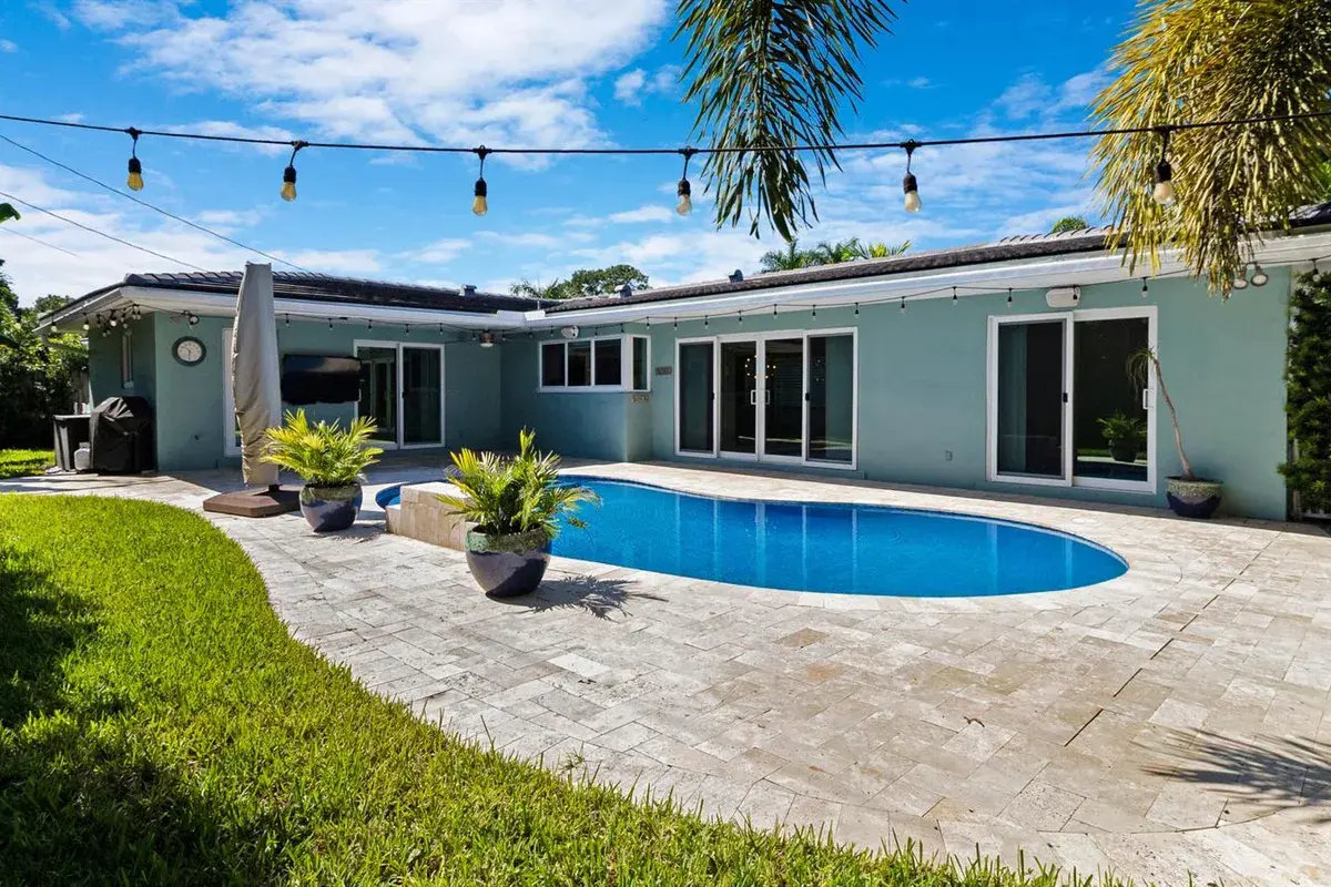 5830 NE 21ST Avenue, Fort Lauderdale FL 33308