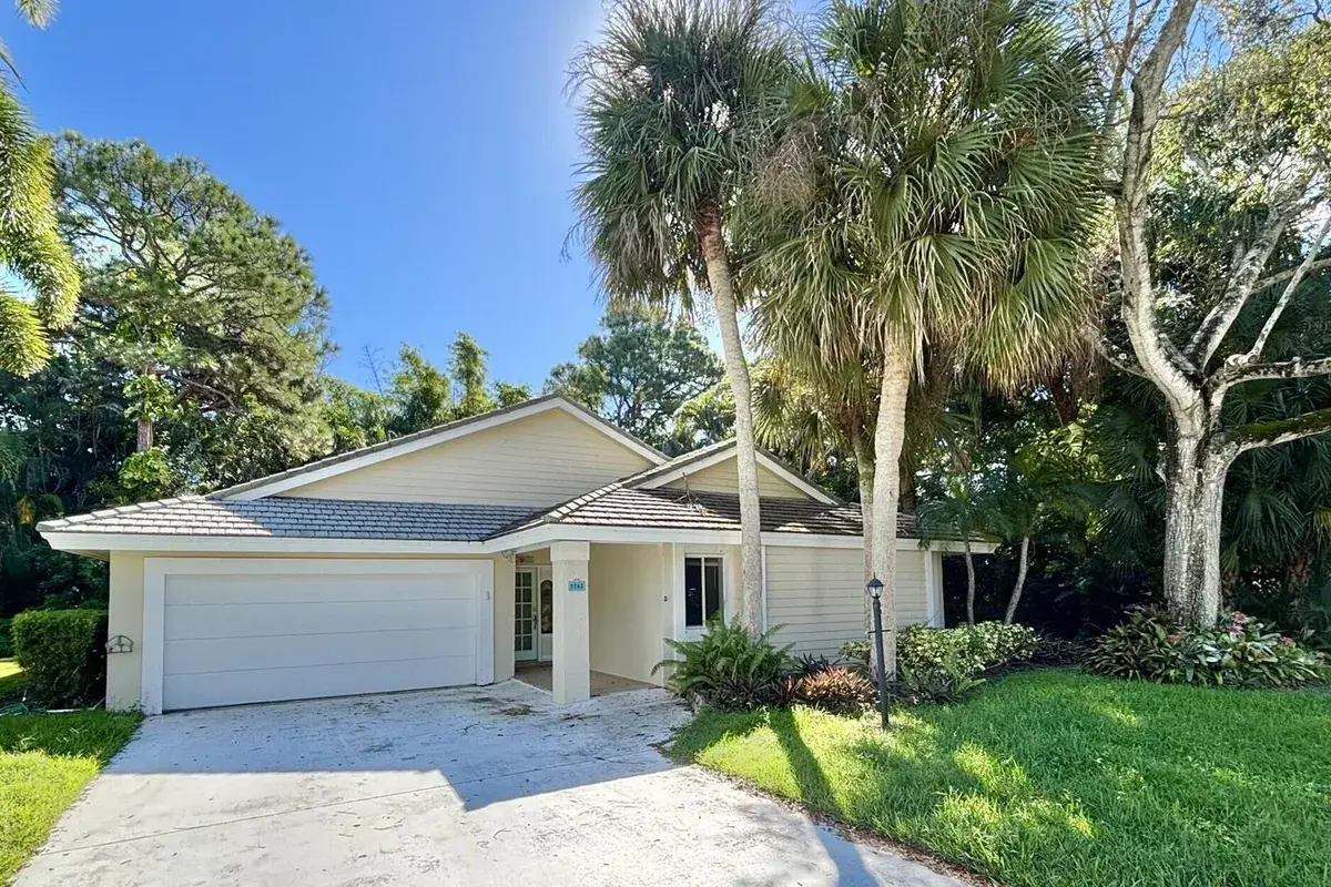 5762 Peachwood Court, Jupiter FL 33458