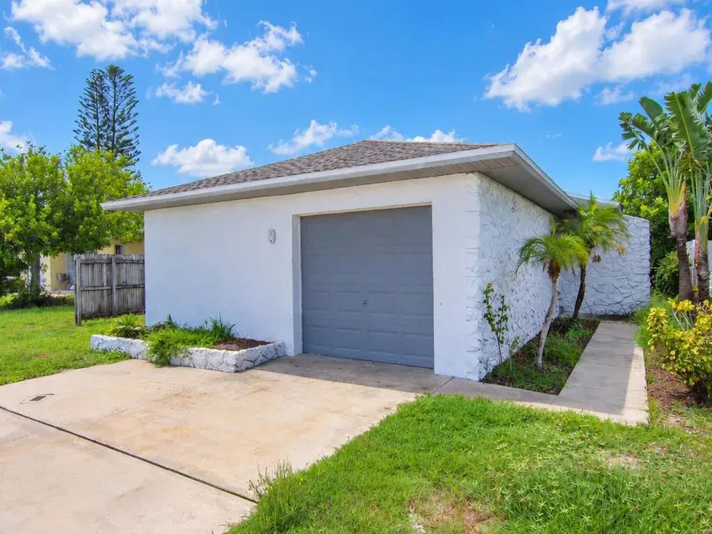 135 S KENNETH Court, Merritt Island FL 32952