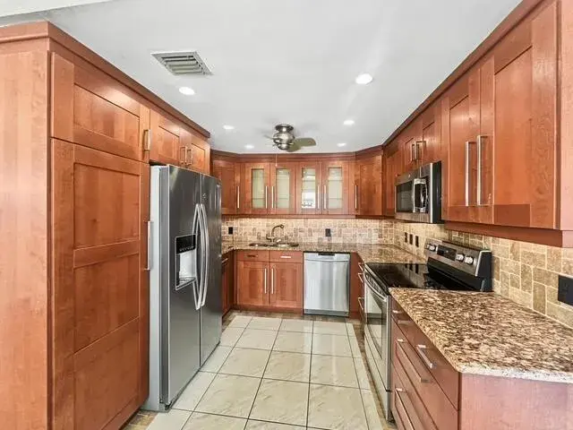 3033 Hythe B, Boca Raton FL 33434