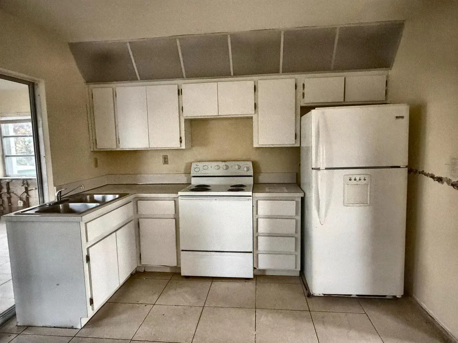 5718 NW 86TH Terrace, Tamarac FL 33321