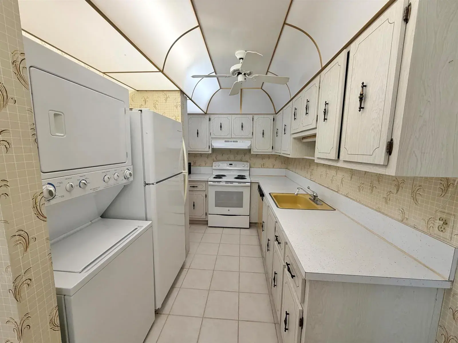 1150 Mahogany Way # 203, Delray Beach FL 33445