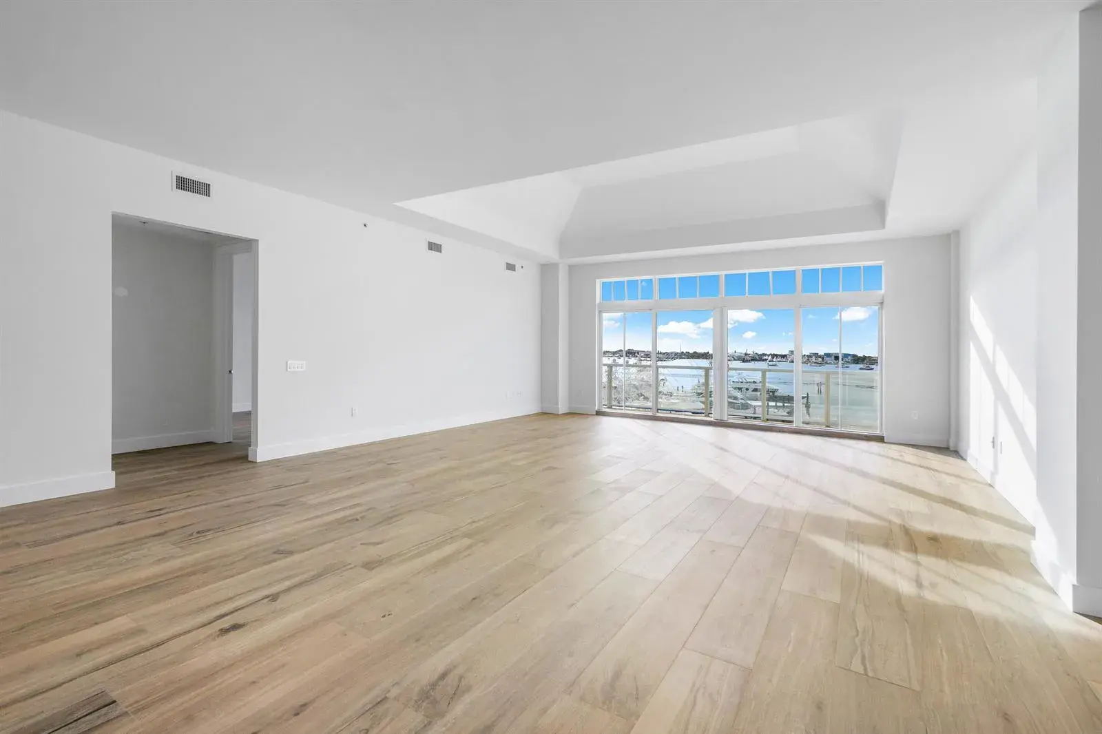 180 LAKE Drive # 2303, Palm Beach Shores FL 33404