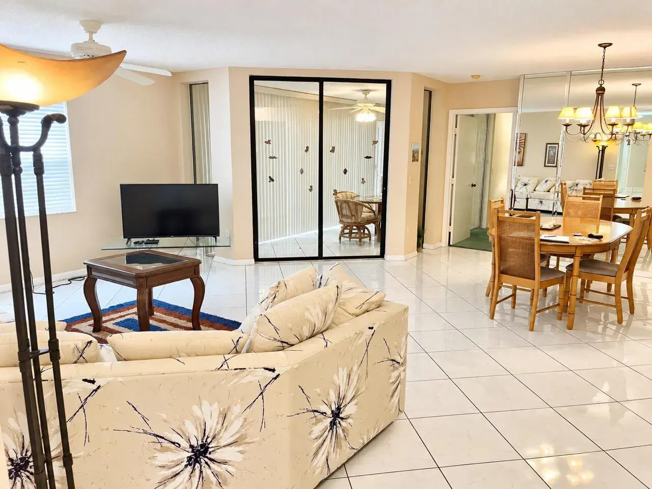 5253 BRISATA Circle # F, Boynton Beach FL 33437
