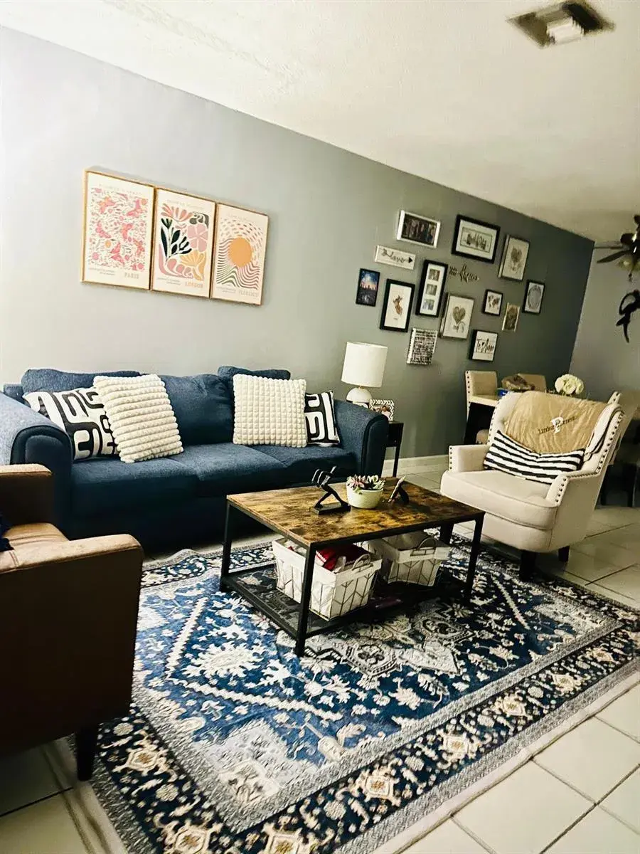 820 N GOLF Drive, Hollywood FL 33021