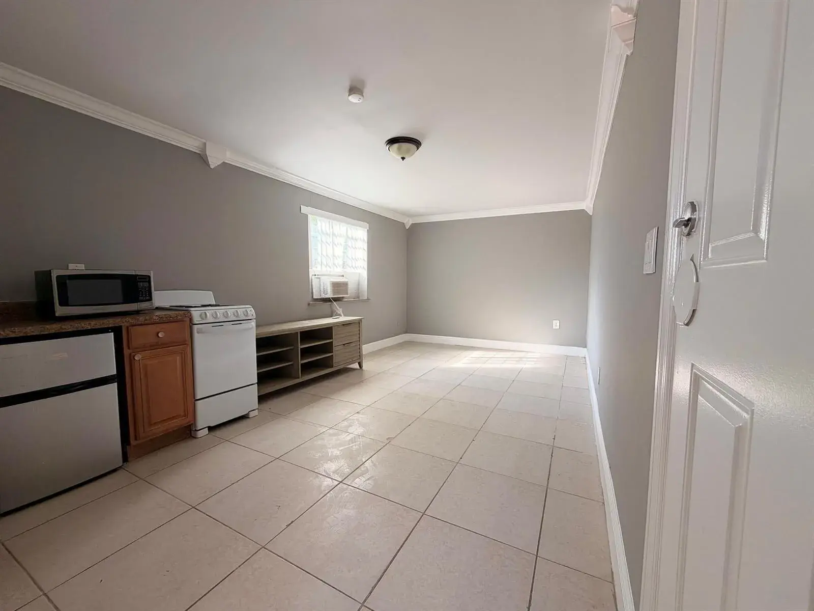2438 Thomas Street # 1, Hollywood FL 33020