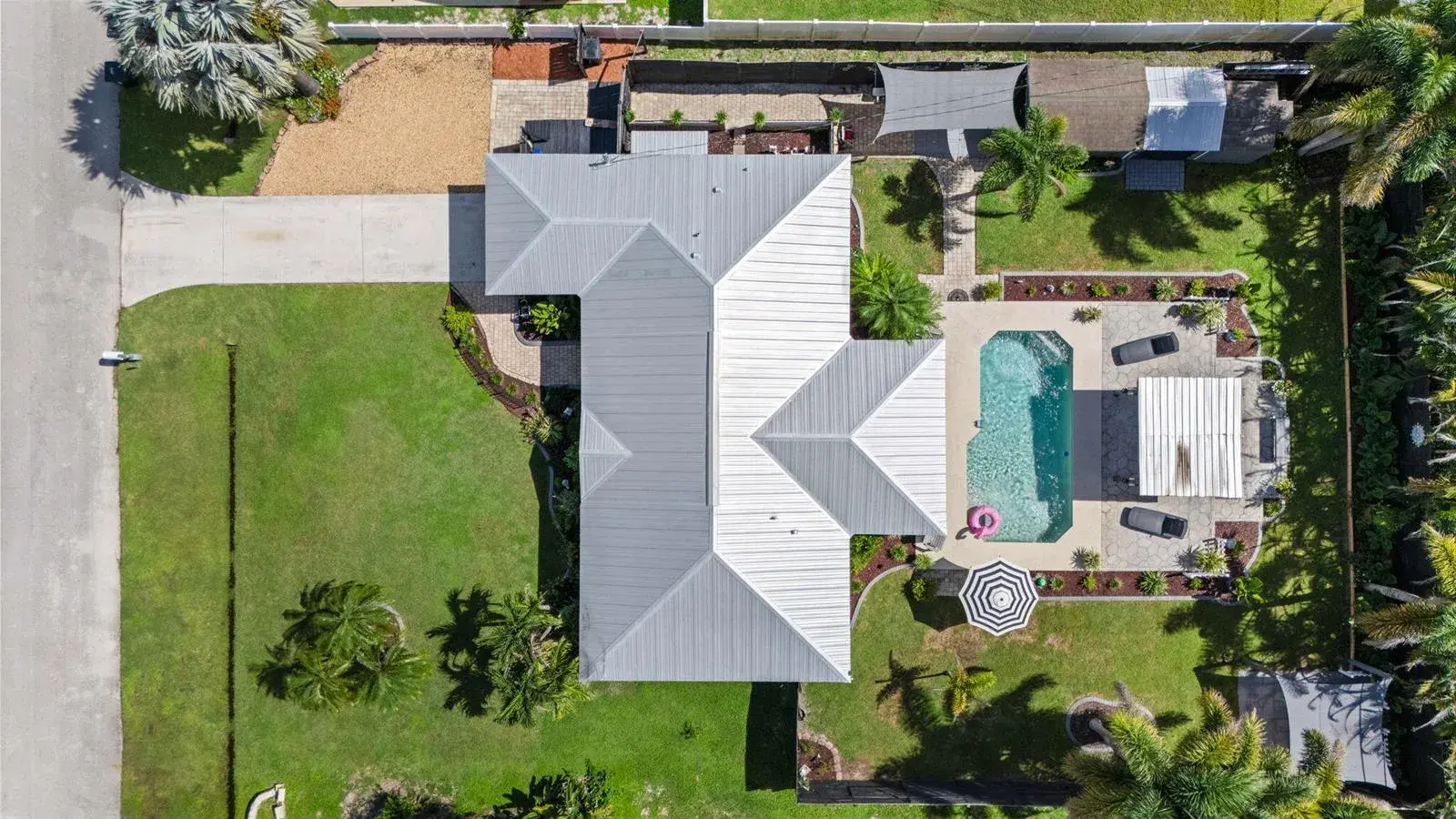826 SW Hamberland Avenue, Port St. Lucie FL 34953