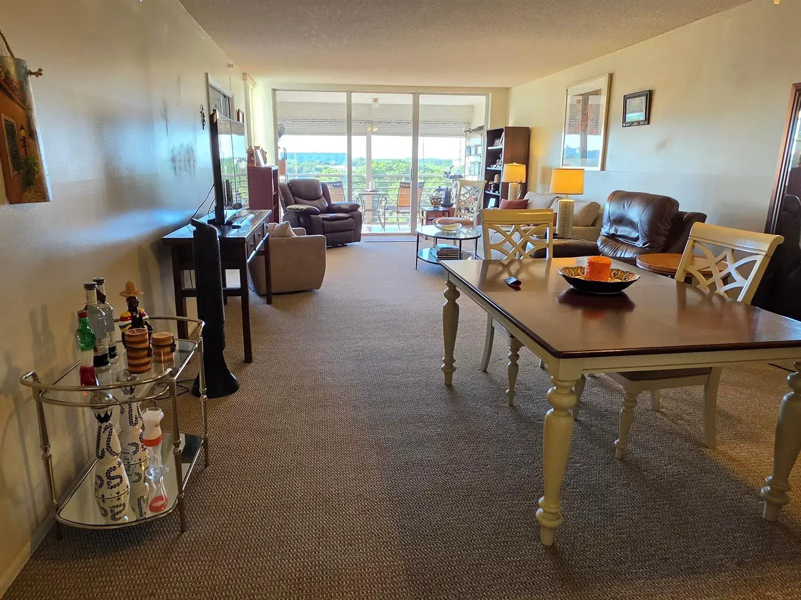 3510 OAKS Way # 807, Pompano Beach FL 33069