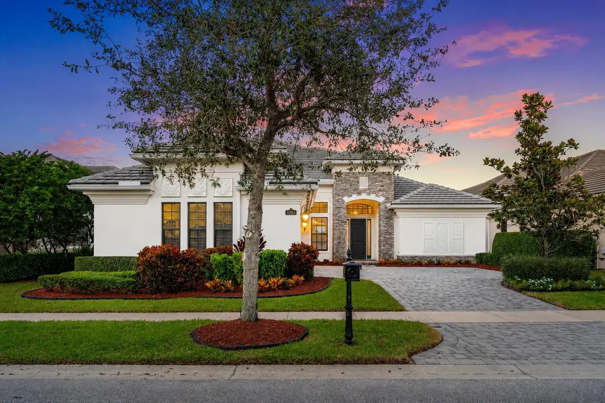 9283 Equus Circle, Boynton Beach FL 33472