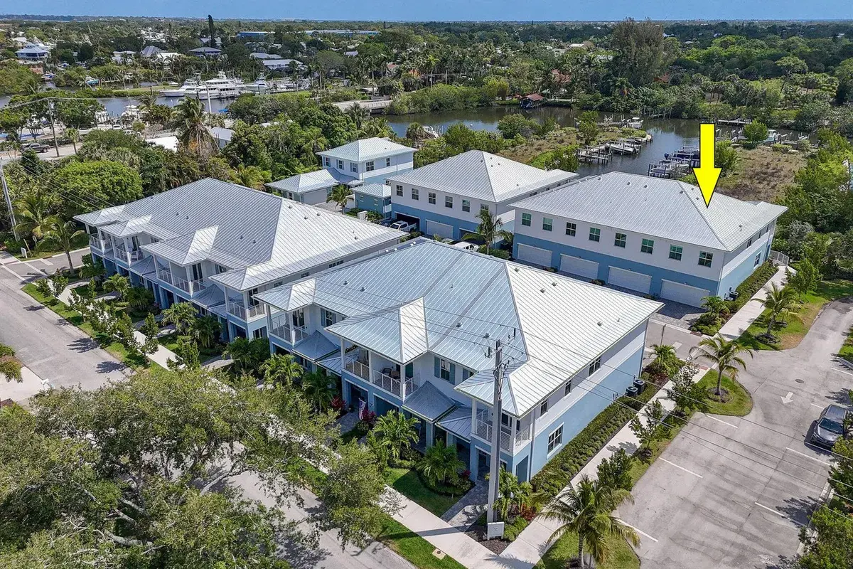4707 SE Manatee Way, Stuart FL 34997