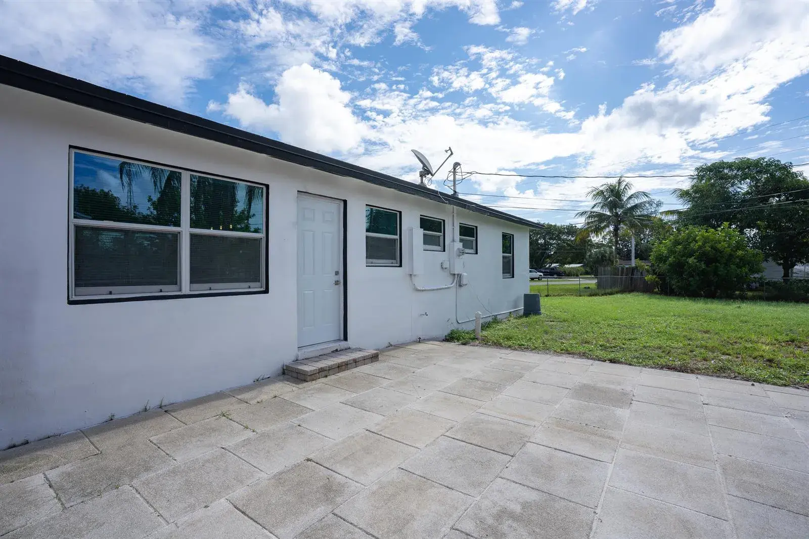 1420 9th Street, Lake Park FL 33403