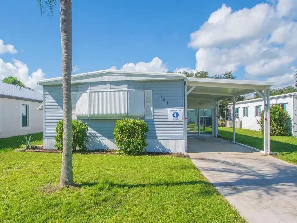 161 Cam Del Rio, Port St. Lucie FL 34952