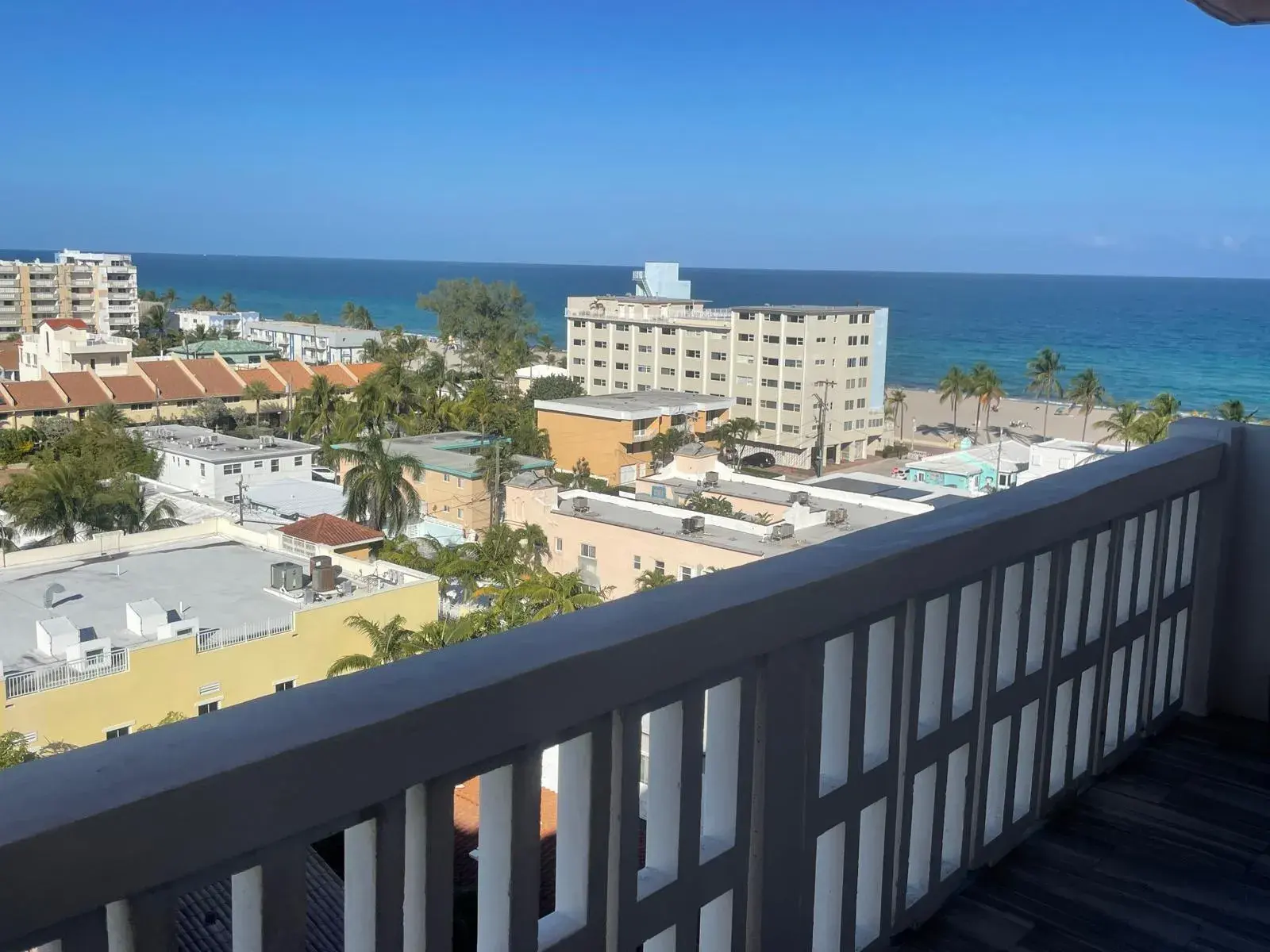 801 S OCEAN Drive # 1005, Hollywood FL 33019