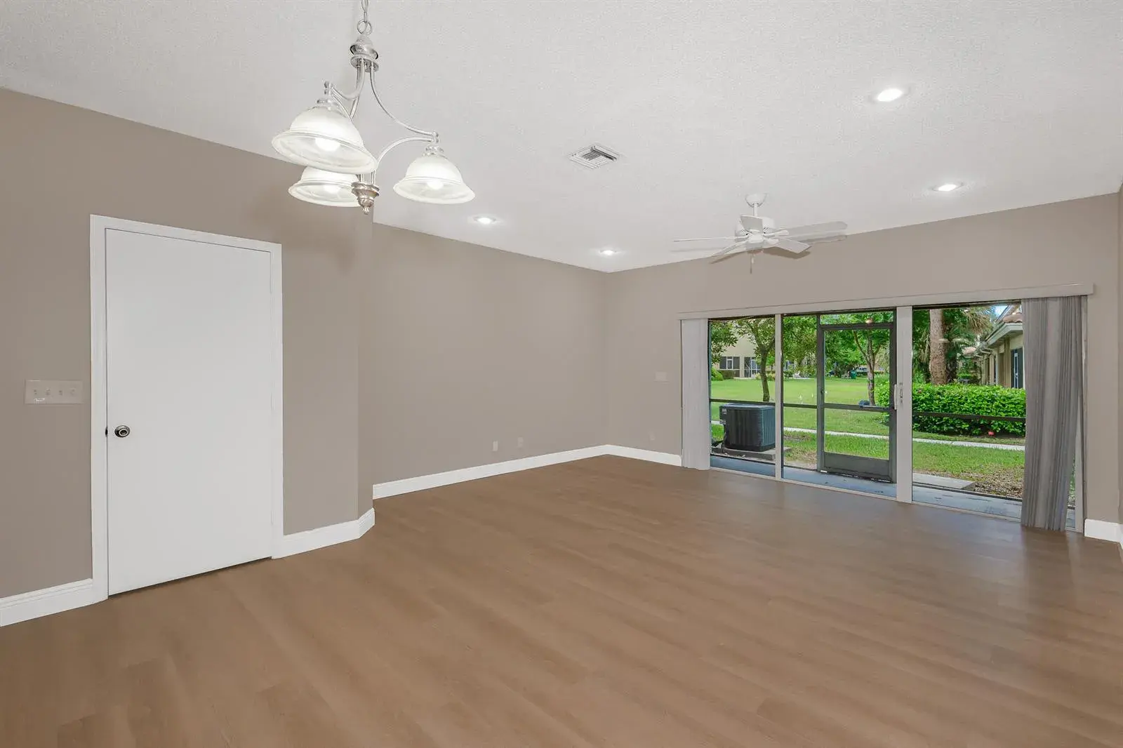 204 SW 120TH Avenue # 204, Pembroke Pines FL 33025