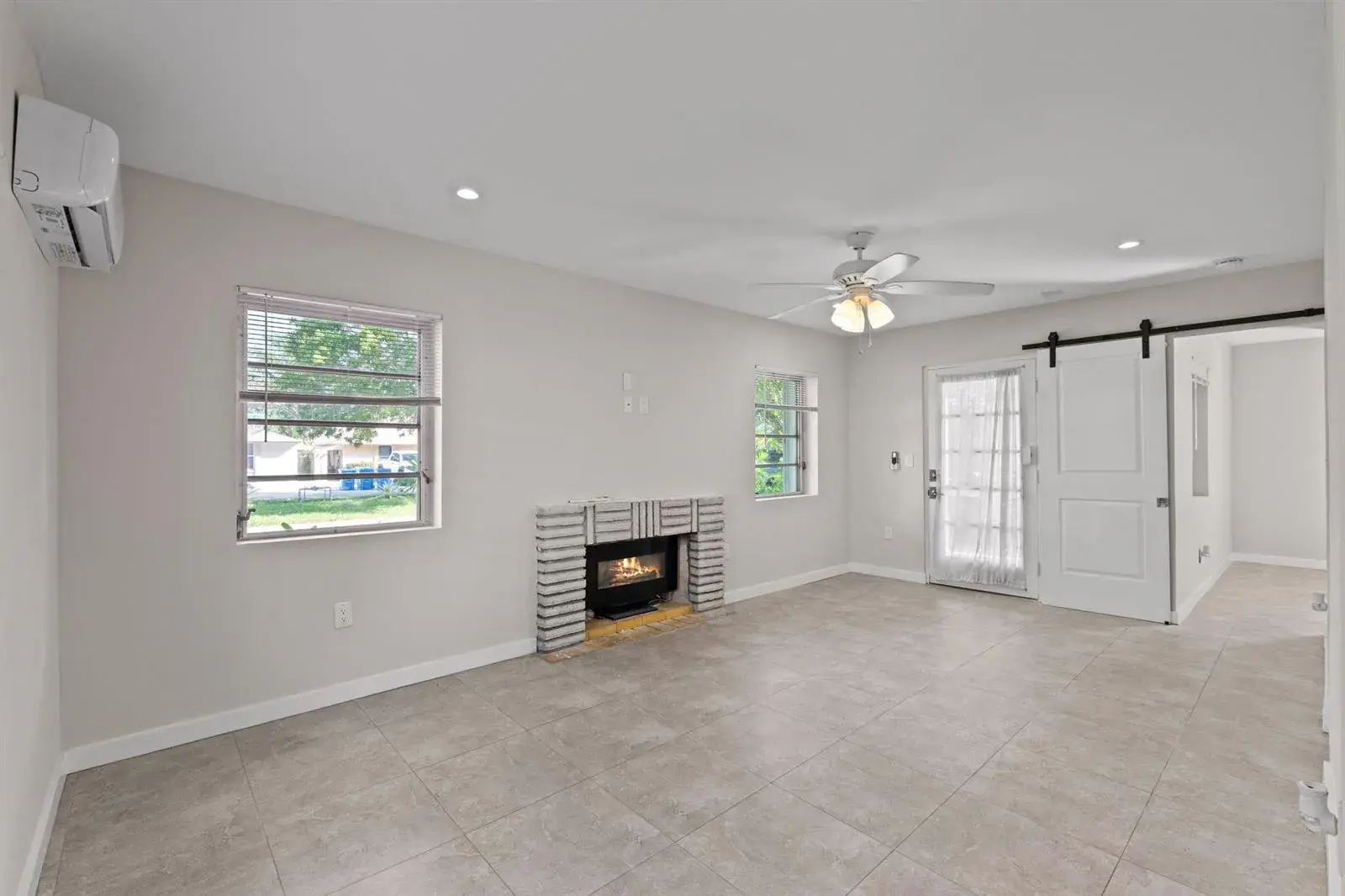 128 E Central Boulevard, Lantana FL 33462