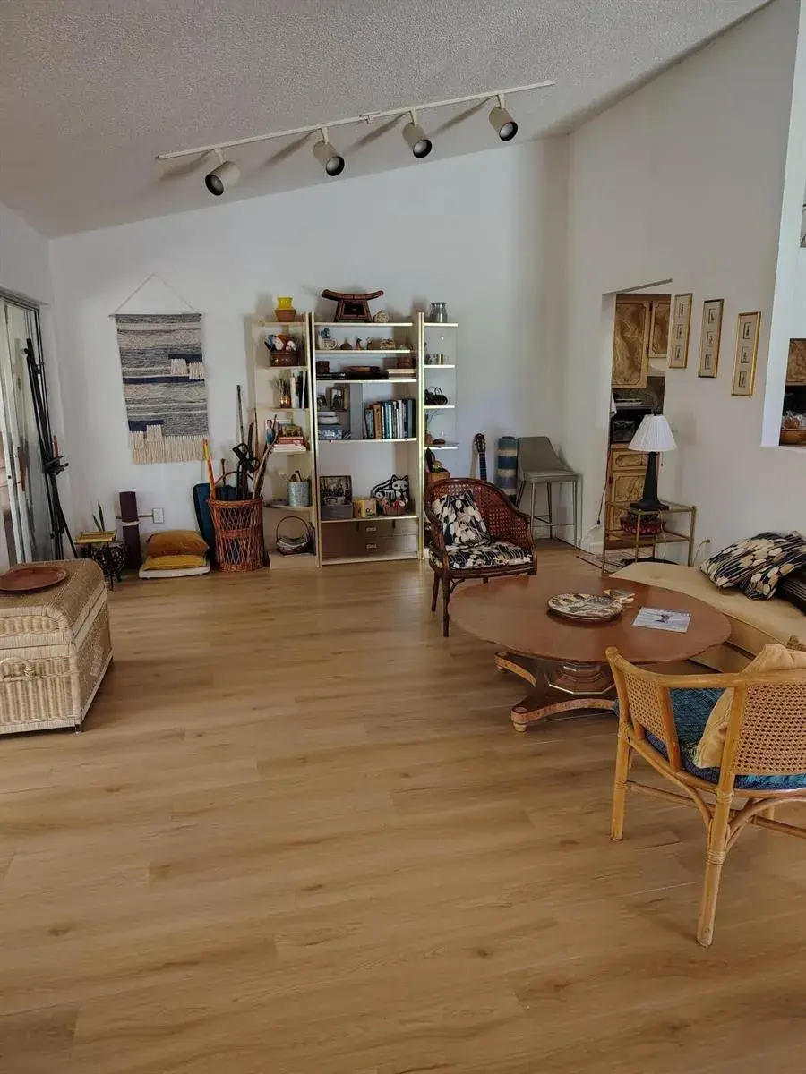 125 RAMBLEWOOD Circle, Royal Palm Beach FL 33411