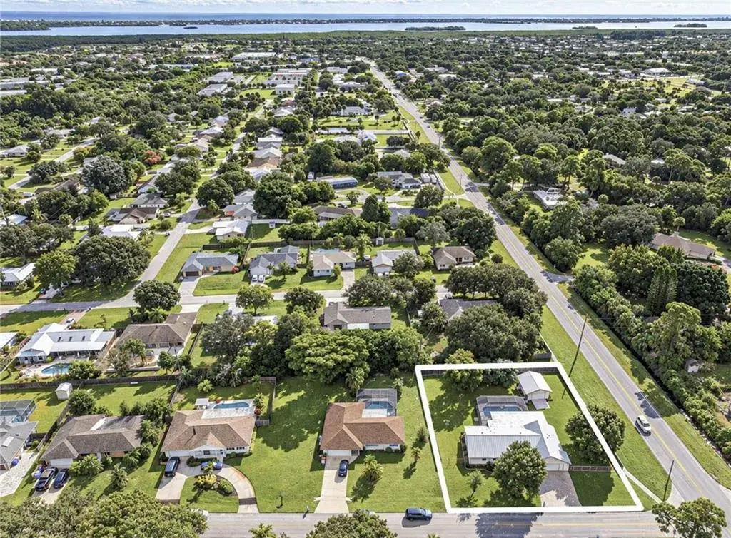 410 10TH Court, Vero Beach FL 32962