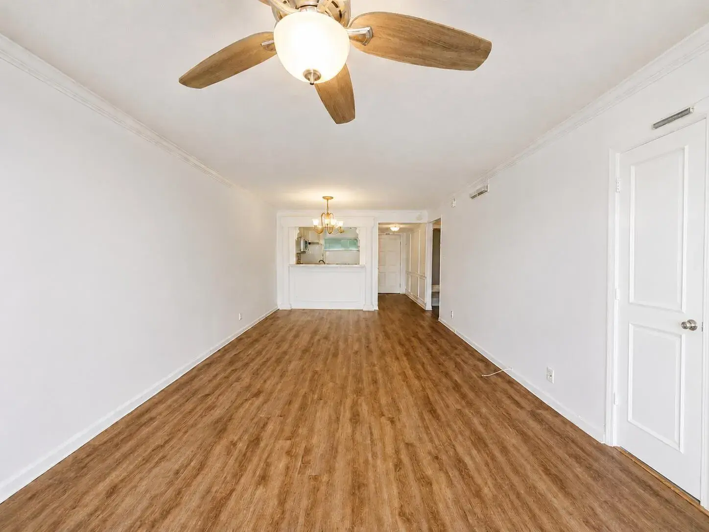 110 LAKE EMERALD Drive # 103, Oakland Park FL 33309