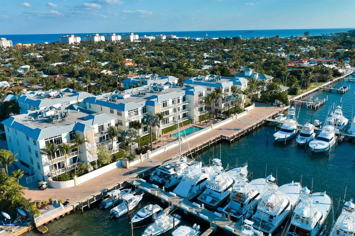 184 Lake Drive # 4201, Palm Beach Shores FL 33404