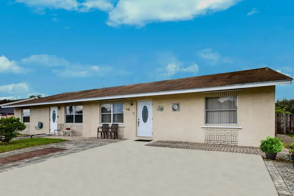 4966 PIMLICO Court, West Palm Beach FL 33415