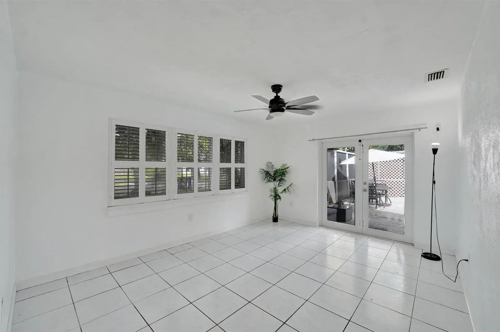 201 N 68TH Way, Hollywood FL 33024