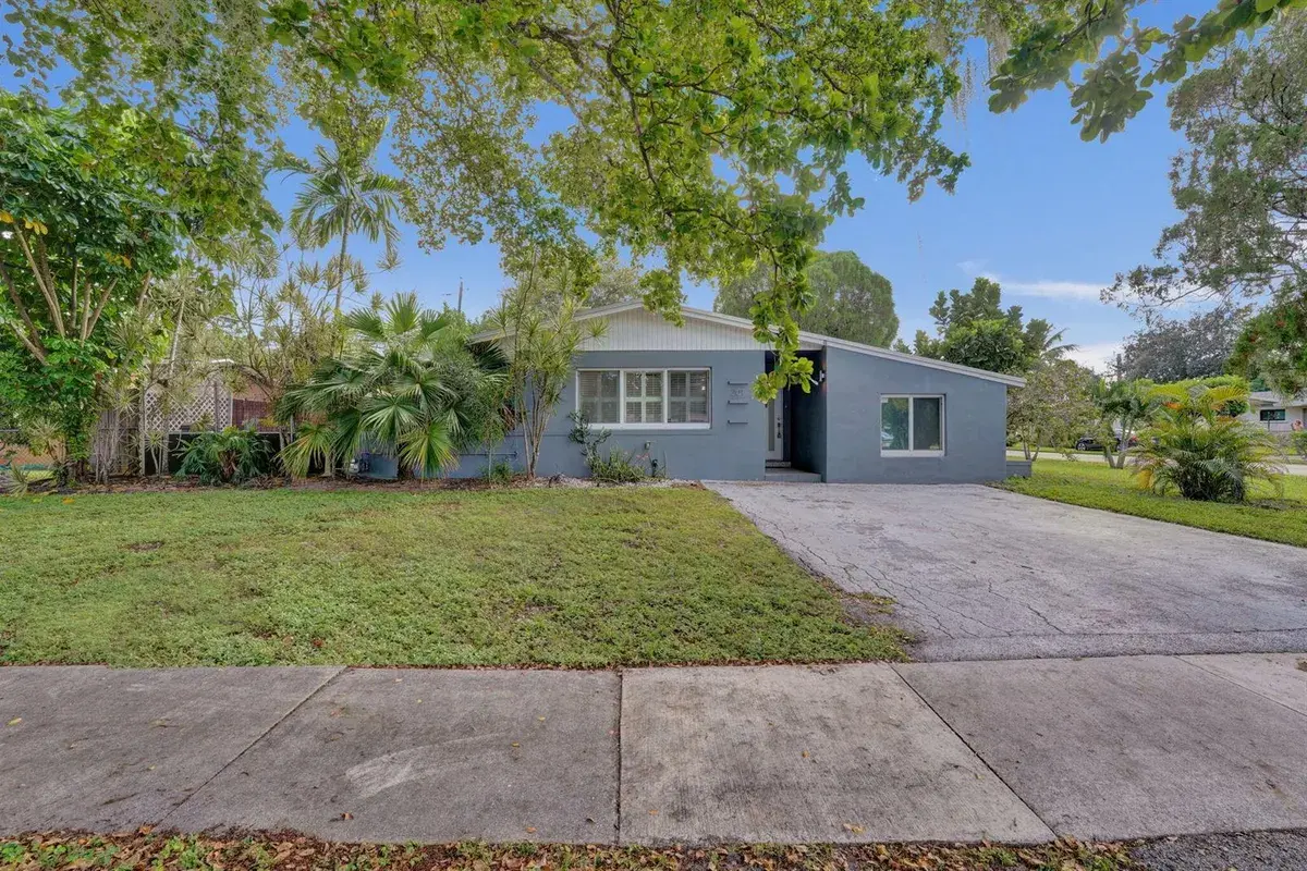 201 N 68TH Way, Hollywood FL 33024
