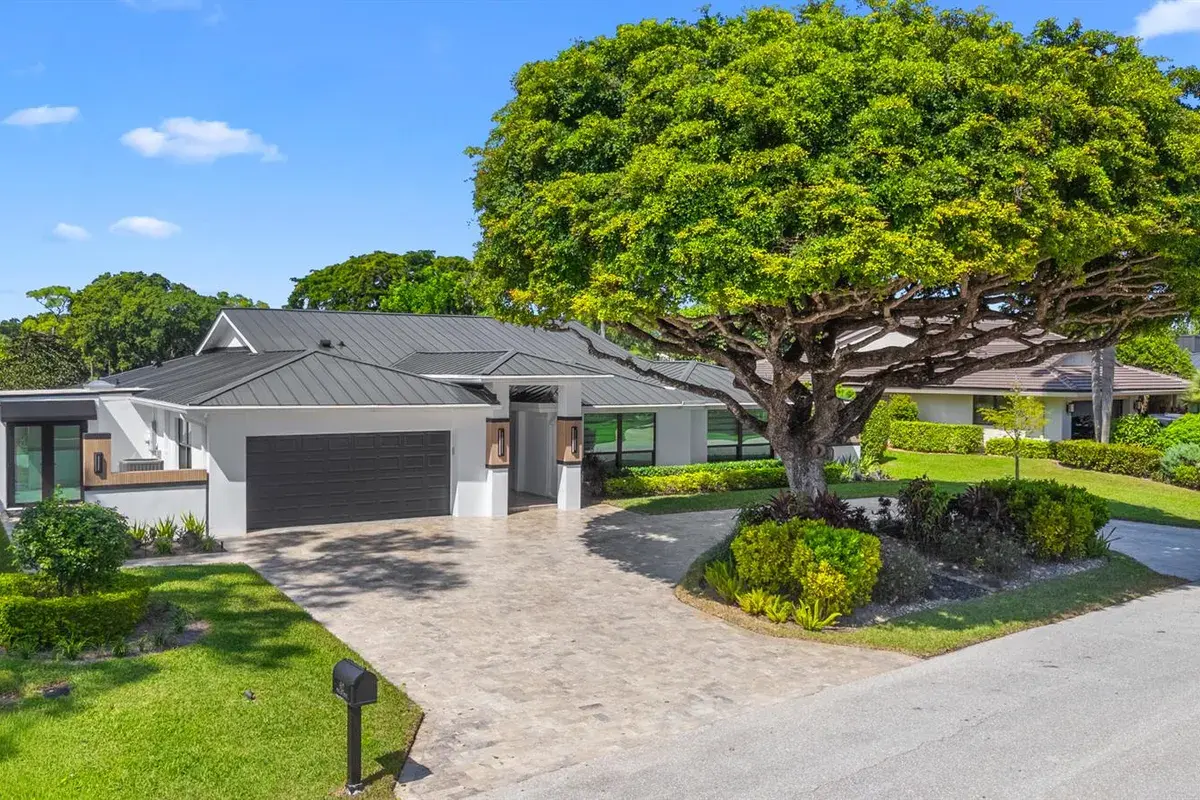 612 PINE LAKE Drive, Delray Beach FL 33445