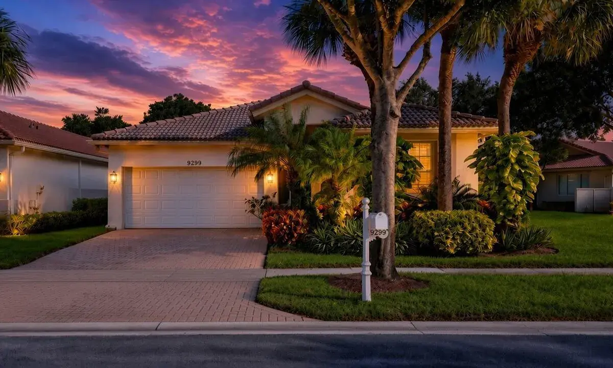 9299 Sapphire Cove Drive, West Palm Beach FL 33411