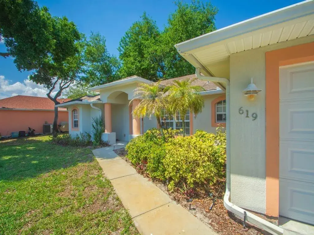 619 CARNIVAL Terrace, Sebastian FL 32958