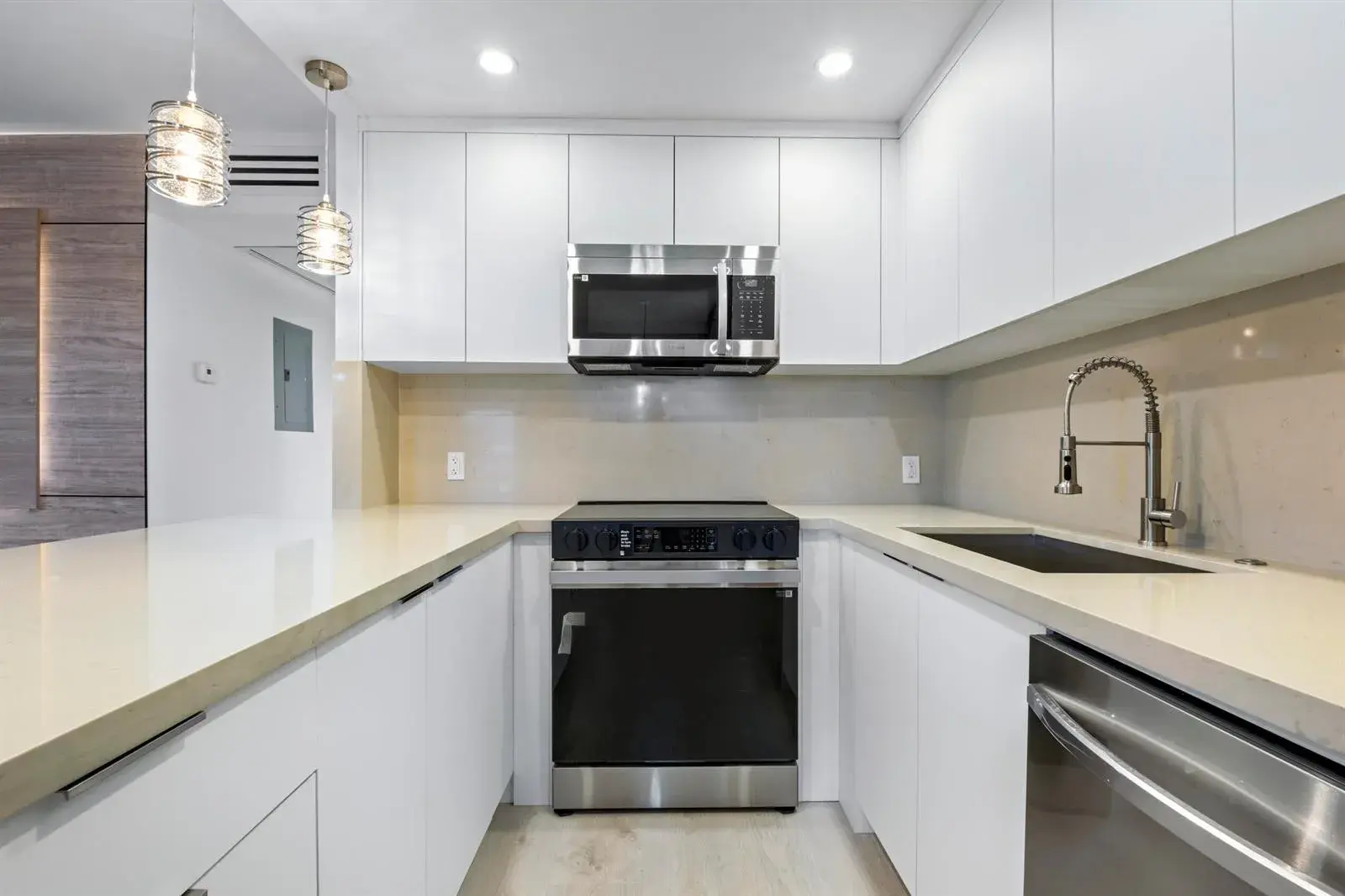 3076 Newport Drive # Q, Deerfield Beach FL 33442