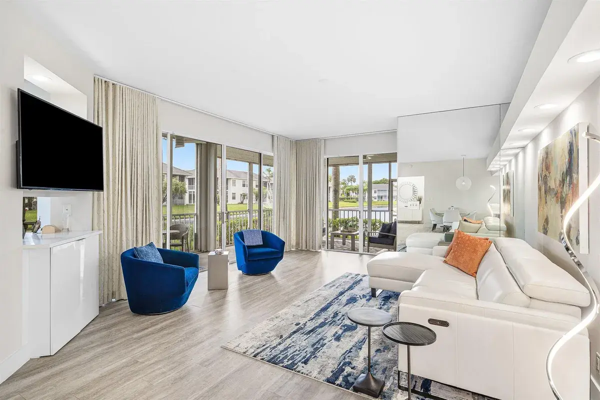 5064 Lake Catalina Drive # A, Boca Raton FL 33496