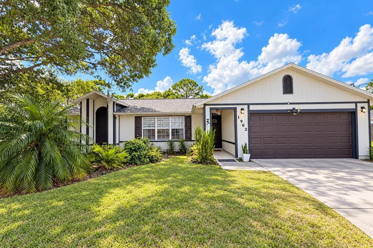 1902 SW ALADDIN Street, Port St. Lucie FL 34953