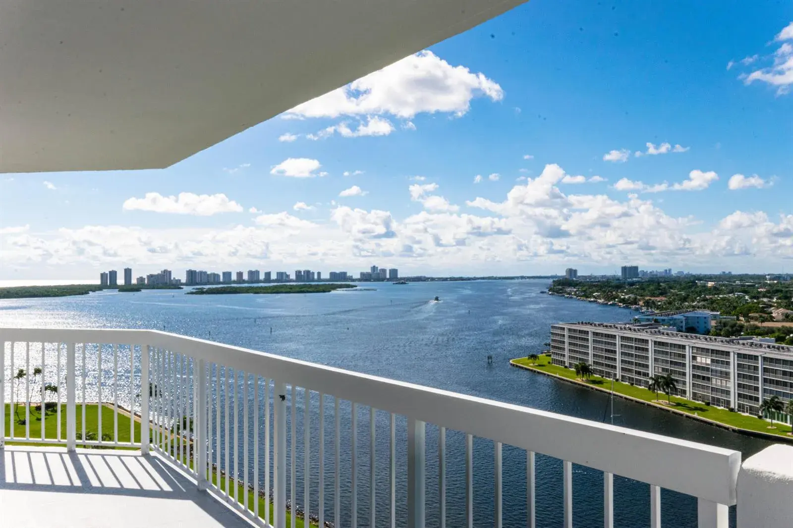 123 Lakeshore Drive # 1543, North Palm Beach FL 33408