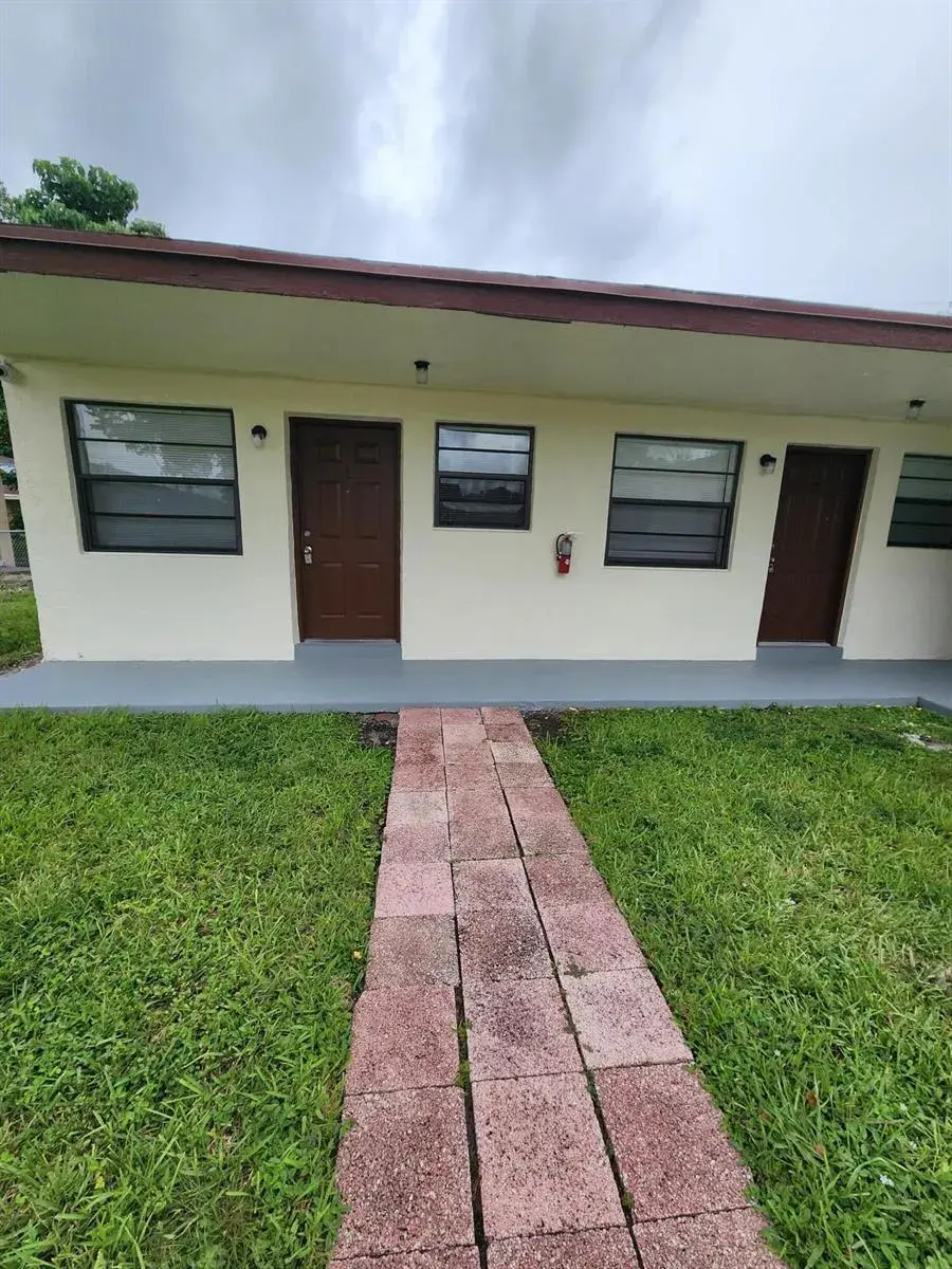 2466 Lincoln Street # 1, Hollywood FL 33020