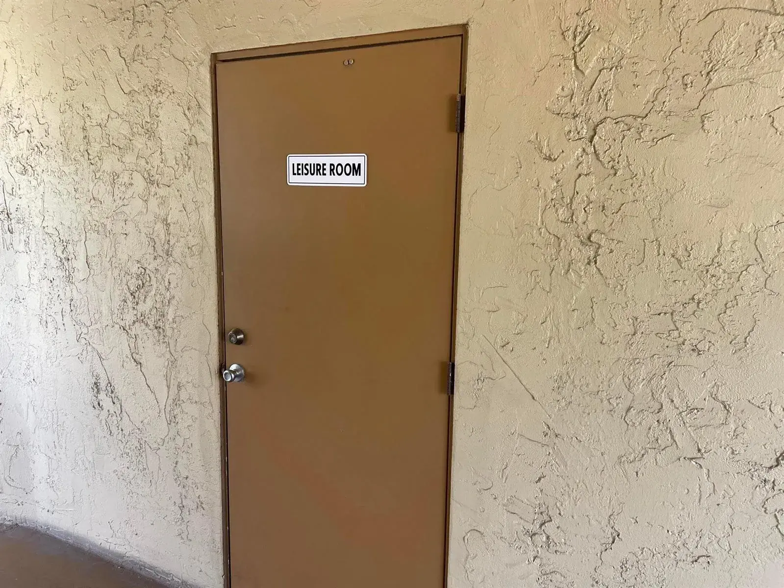 700 Village Green Court # 208, Palm Springs FL 33461