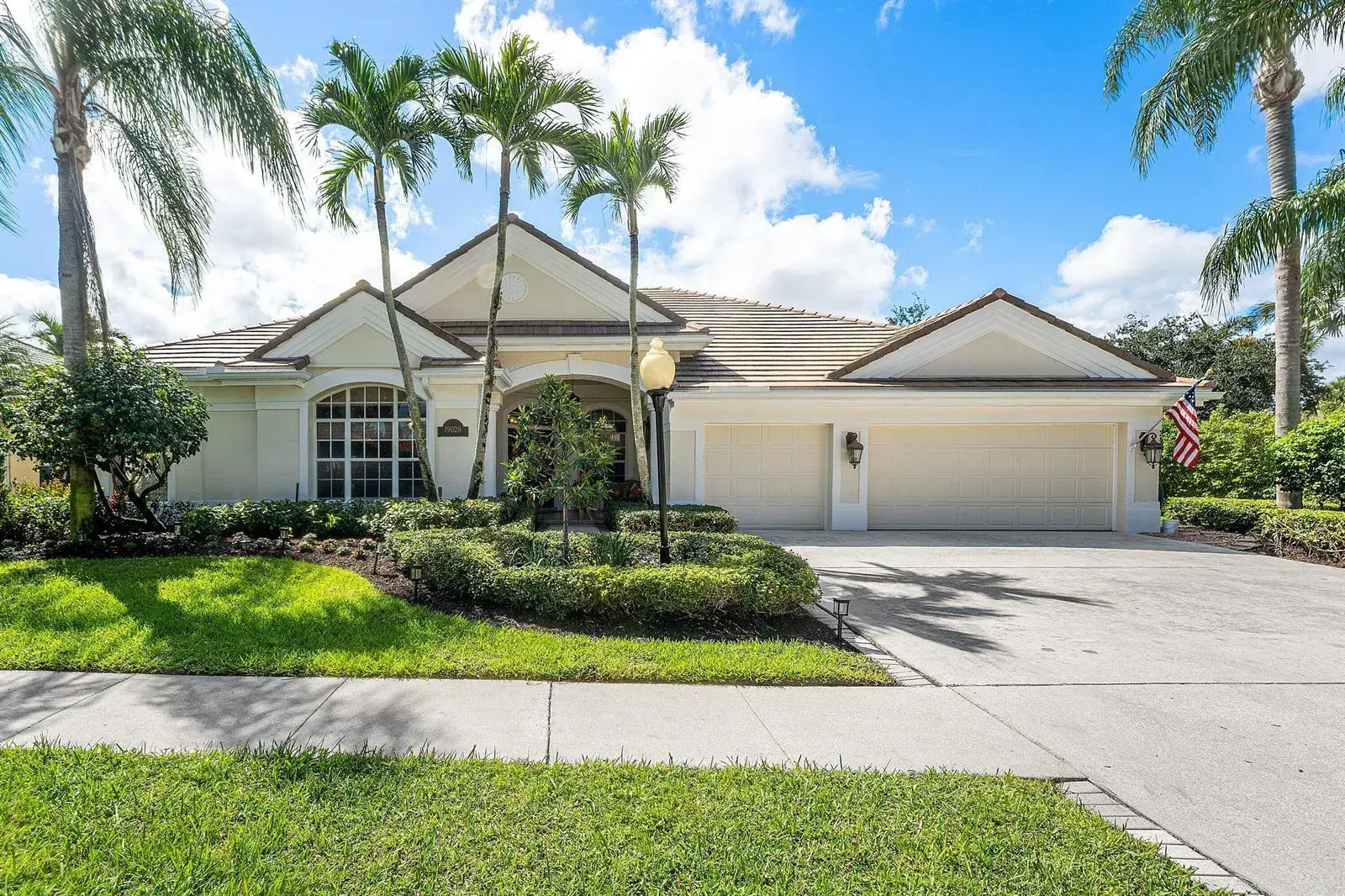 19028 SE Loxahatchee River Road, Jupiter FL 33458