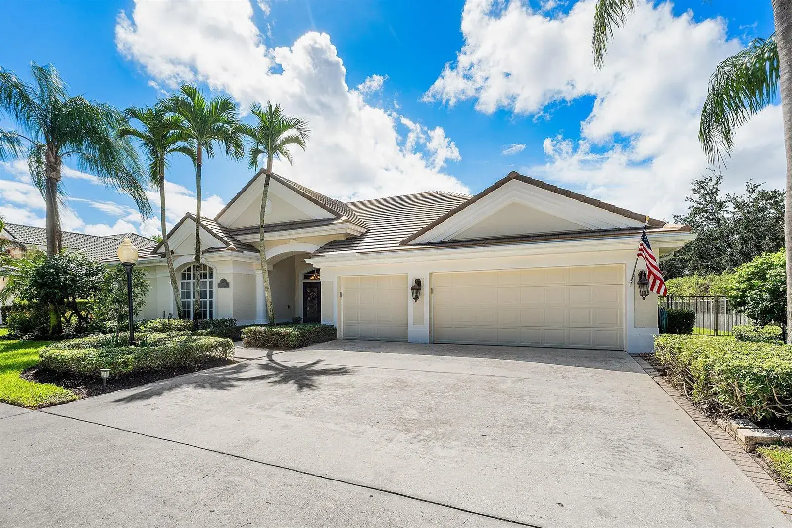 19028 SE Loxahatchee River Road, Jupiter FL 33458