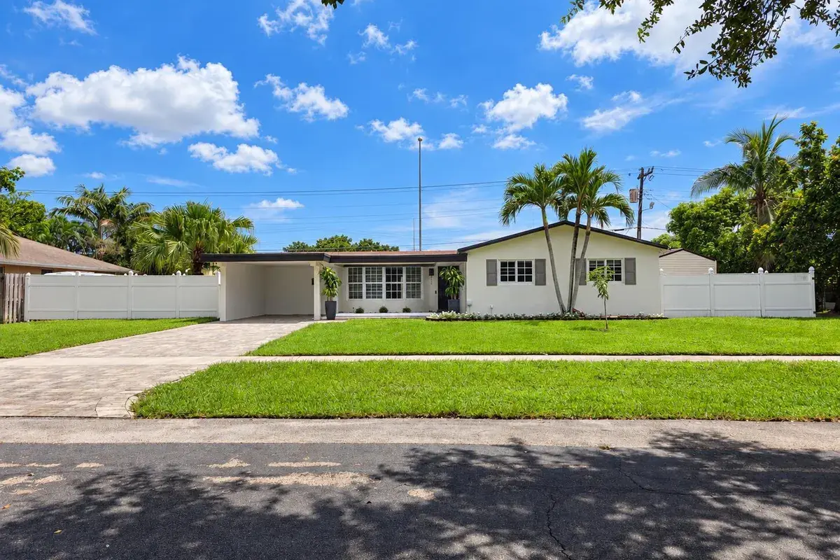 202 SW 52ND Avenue, Plantation FL 33317