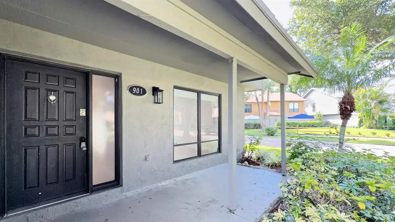901 Sandtree Drive, Palm Beach Gardens FL 33403