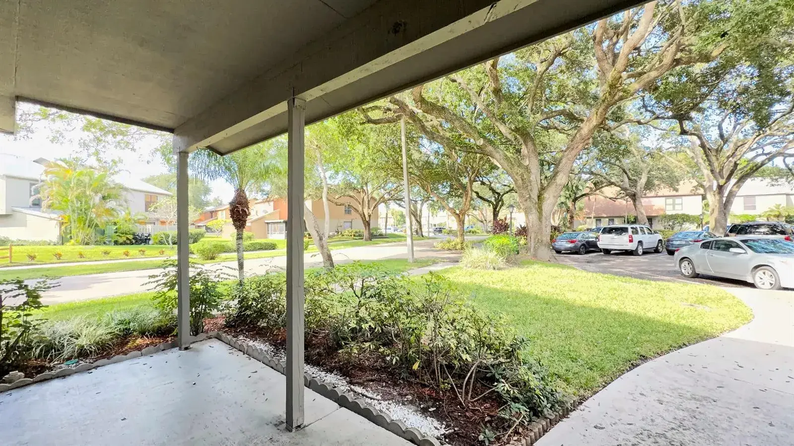 901 Sandtree Drive, Palm Beach Gardens FL 33403