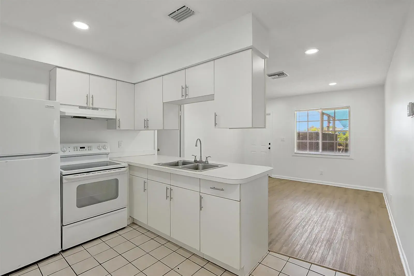 350 NE 25th Court, Pompano Beach FL 33064