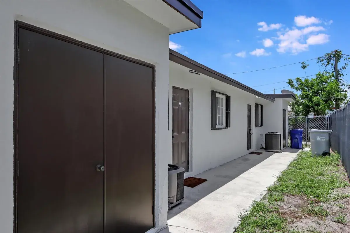 350 NE 25th Court, Pompano Beach FL 33064