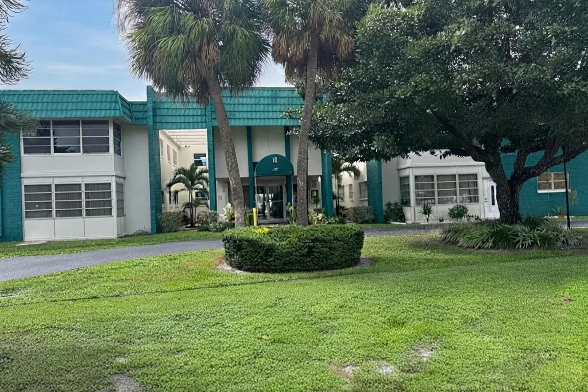 2271 NW 47TH Terrace # 115, Lauderhill FL 33313