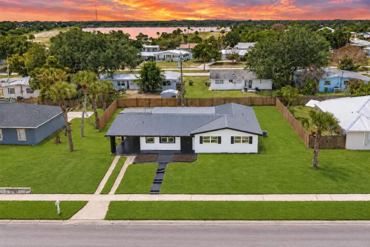 375 Manly Avenue, Sebastian FL 32958