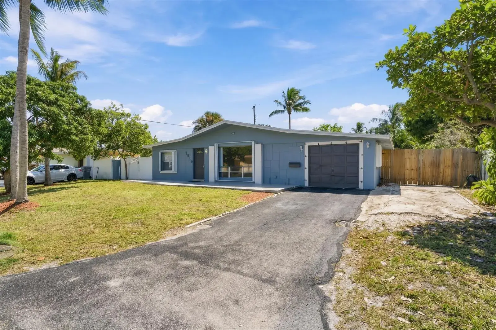 1810 NE 42ND Street, Pompano Beach FL 33064