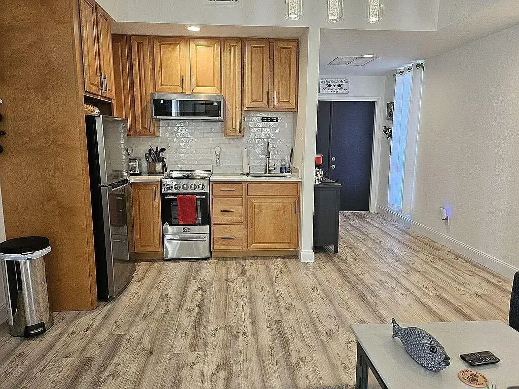 3325 SE LA PRADO Court, Port St. Lucie FL 34952