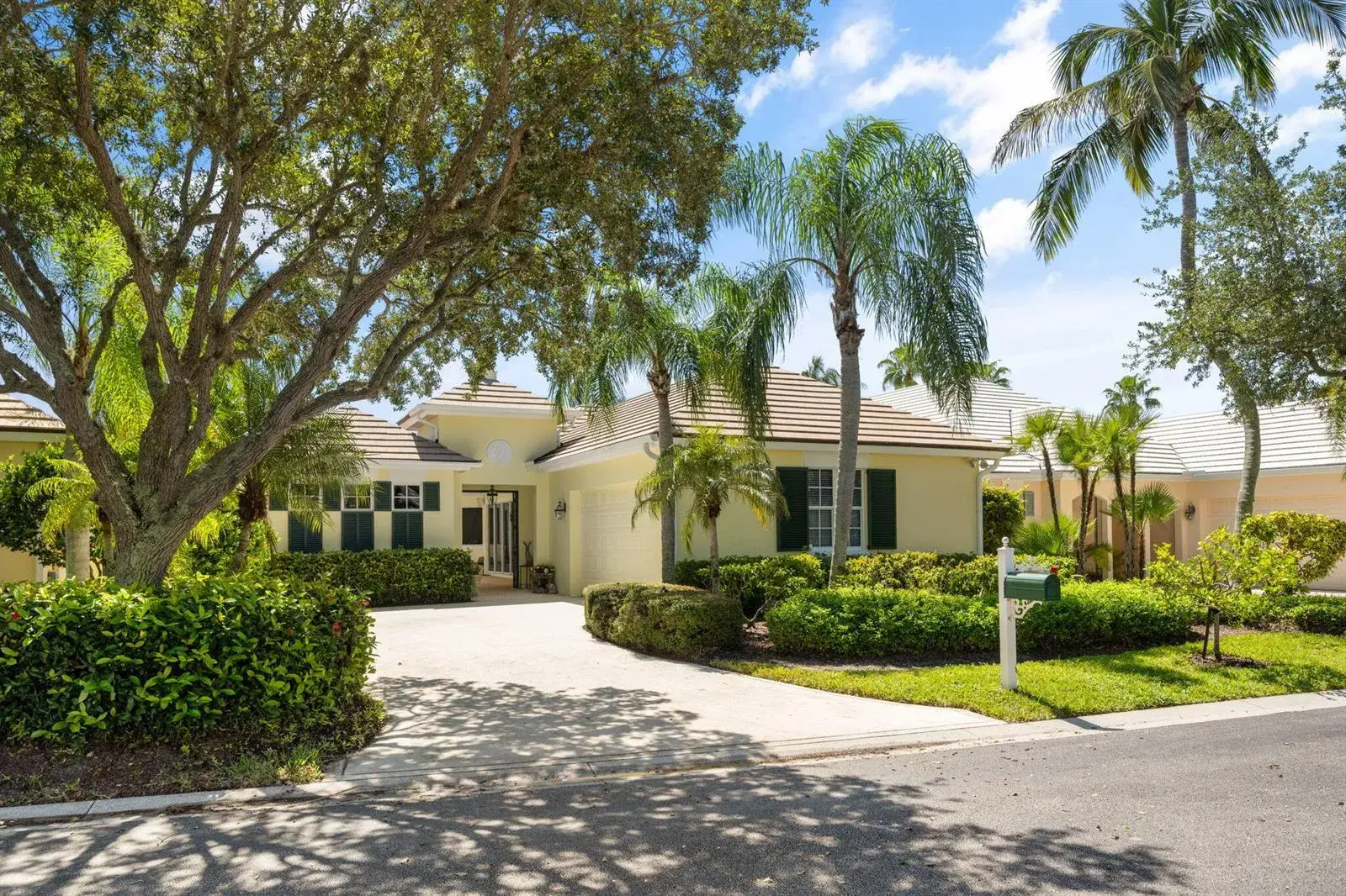 2131 SEA MIST Court, Vero Beach FL 32963